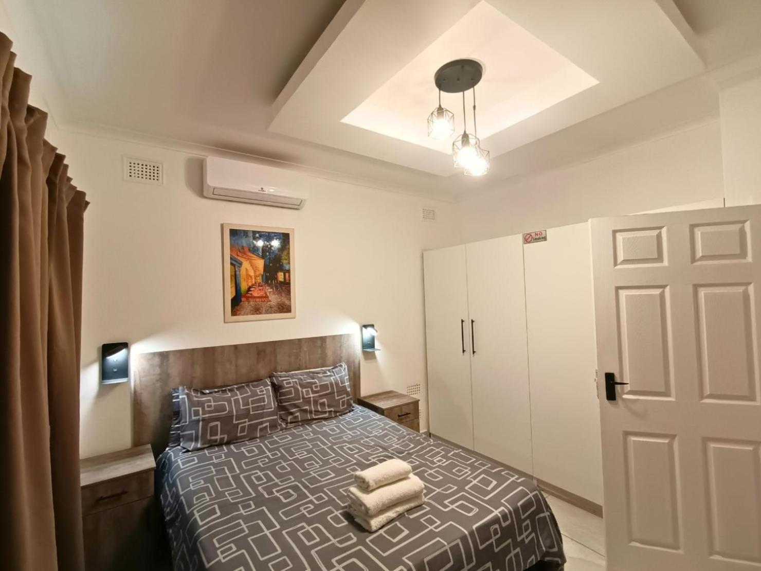 Zur - No Loadshedding Guest house *